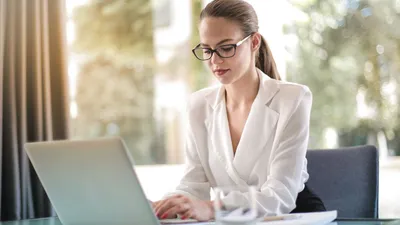 Systeme.io para coaches y mentorías: la herramienta que no te van a vender los gurús