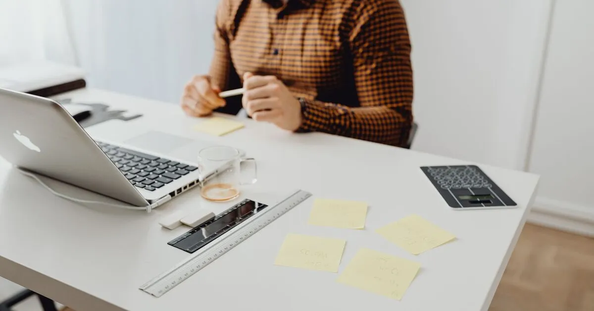 Systeme.io vs Hotmart: comparativa España y LATAM